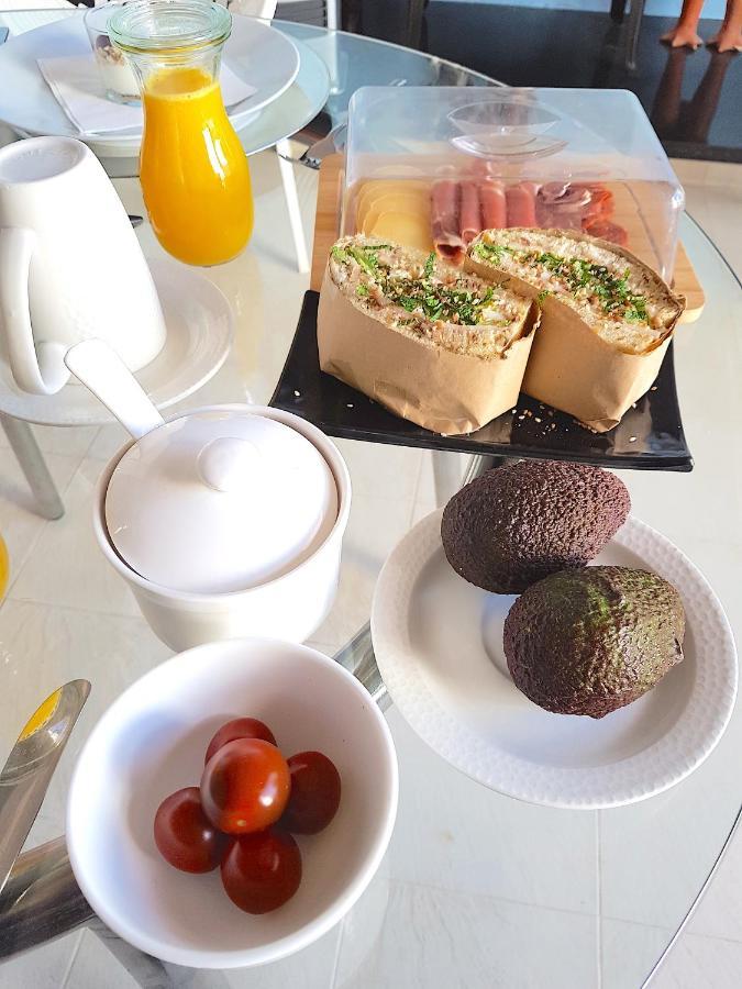 Starbal Apt Es Castell  Eksteriør billede